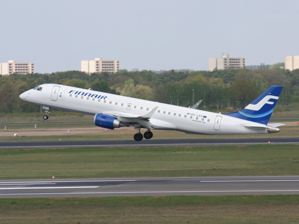 Finnair Embraer ERJ-190-100LR OH-LKK beim Start in Berlin-Tegel am 01.05.2010