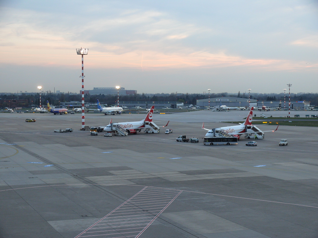 Flughafen Dsseldorf. 24.03.2011.
