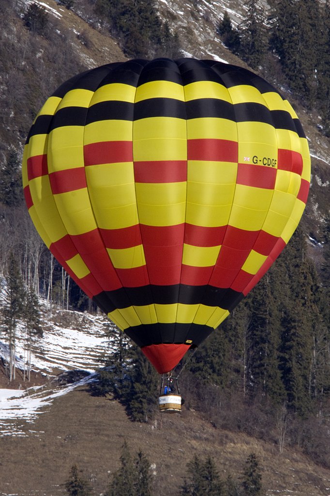 G-CDGF, Ultramagic, S-105, 23.01.2010, Chateau d´Oex, Switzerland 

