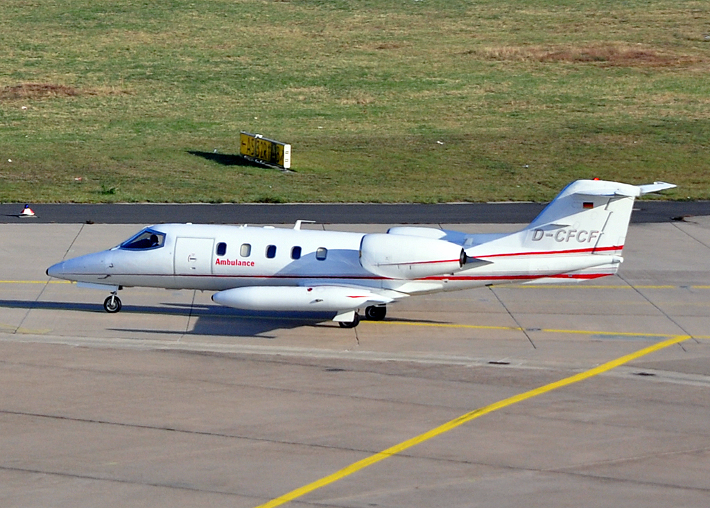 Gates Lear Jet 35A D-CFCF  Ambulance  in Kln-Bonn - 28.10.2012