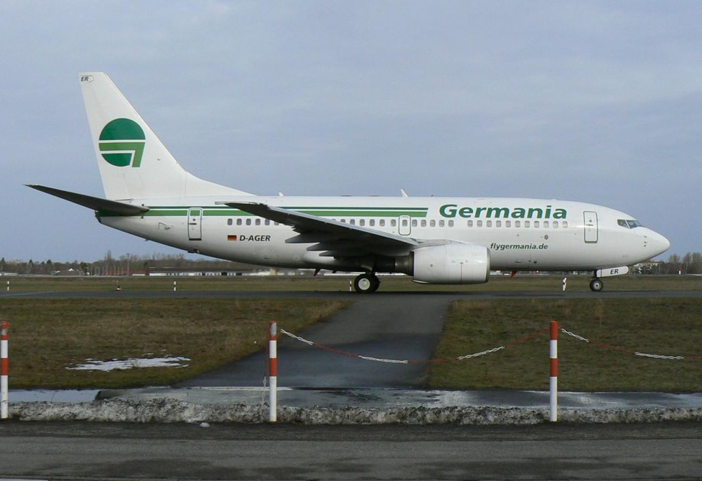 Germania B 737-75B D-AGER am Morgen des 27.02.2010 auf dem Flughafen Berlin-Tegel