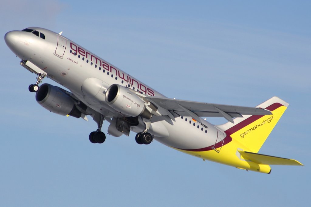 Germanwings 
Airbus A319-112 
D-AKNP
STR Stuttgart [Echterdingen], Germany
18.12.10 
