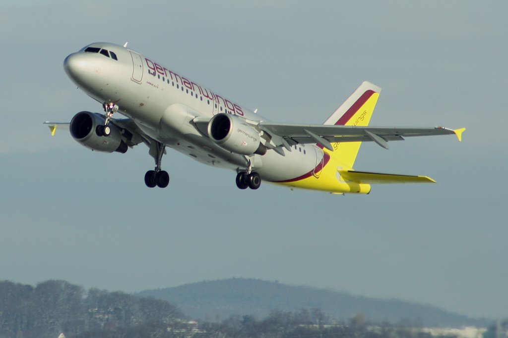 Germanwings 
Airbus A319-112 
D-AKNP
Stuttgart 
18.12.10


