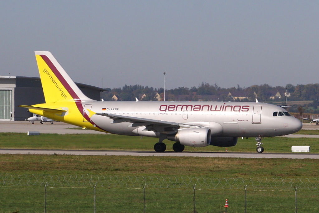 Germanwings 
Airbus A319-112 
D-AKNR
Stuttgart
10.10.10
 
