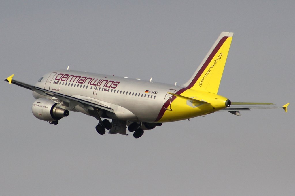 Germanwings 
Airbus A319-112 
D-AKNT
STR Stuttgart [Echterdingen], Germany
12.02.11