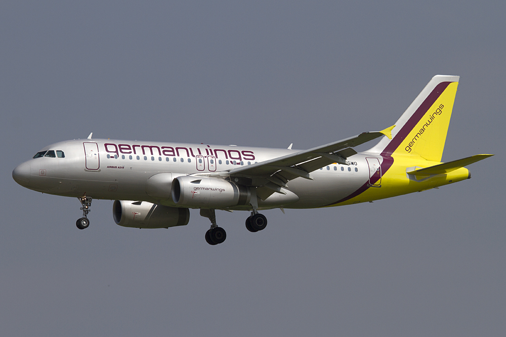 Germanwings, D-AGWO, Airbus, A319-132, 08.06.2010, SXF, Berlin-Schnefeld, Germany 



