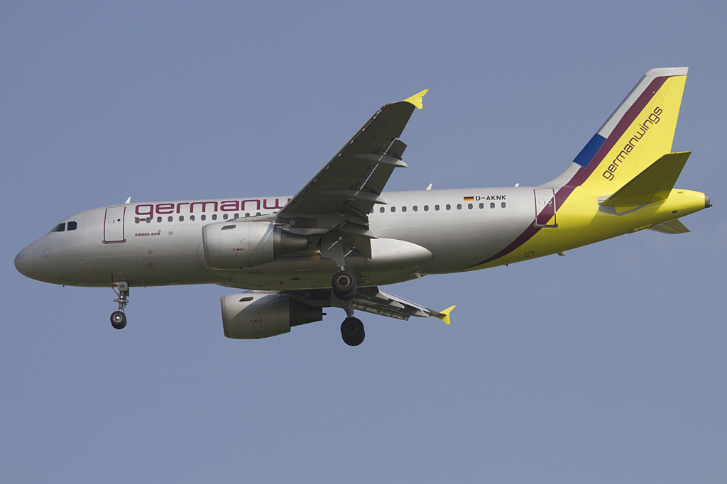 Germanwings, D-AKNK, Airbus, A319-112, 08.06.2010, SXF, Berlin-Schnefeld, Germany


