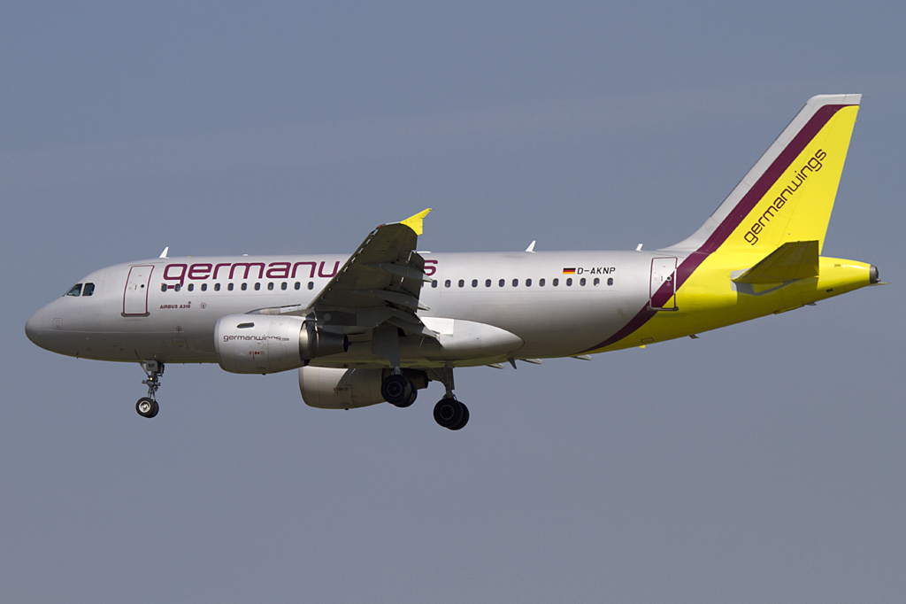 Germanwings, D-AKNP, Airbus, A319-132, 09.06.2010, SXF, Berlin-Schnefeld, Germany 


