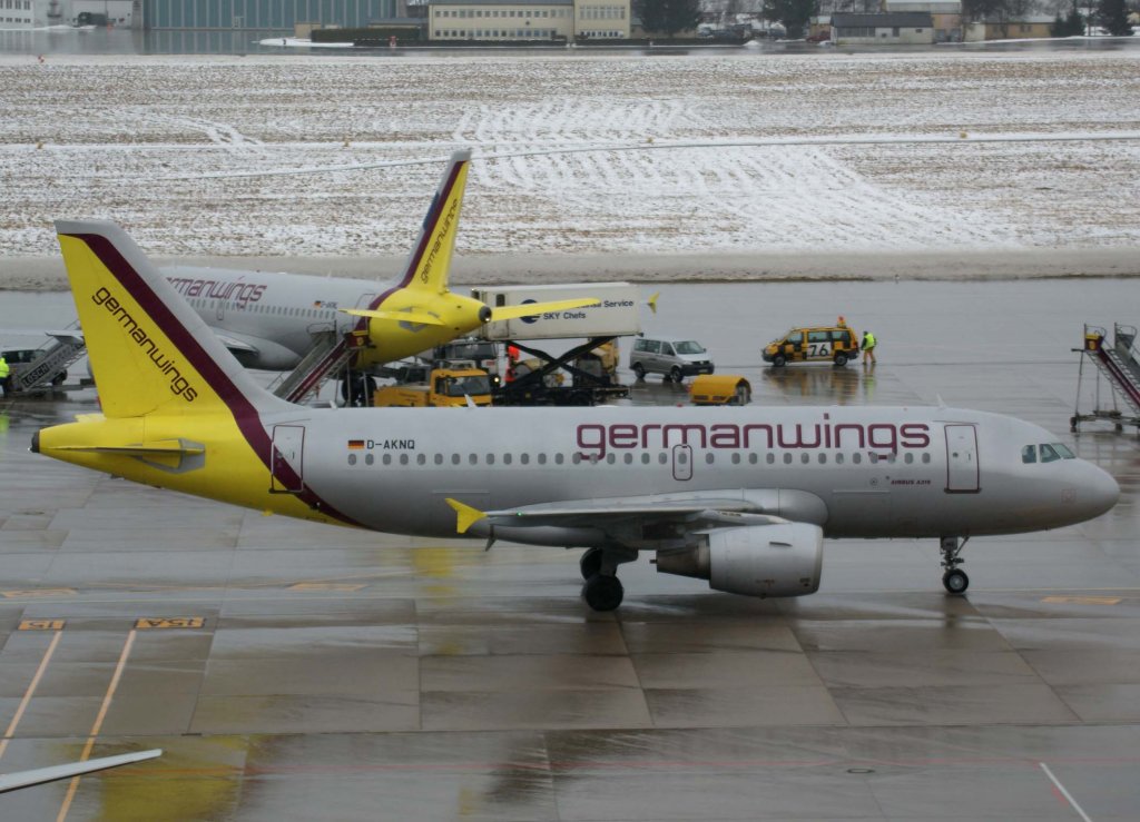 Germanwings, D-AKNQ, Airbus A 319-100, 2010.01.17, STR-EDDS, Stuttgart, Germany 

