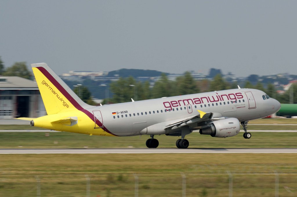 Germanwings, D-AKNR, Airbus, A 319-100, 05.09.2012, STR-EDDS, Stuttgart, Germany