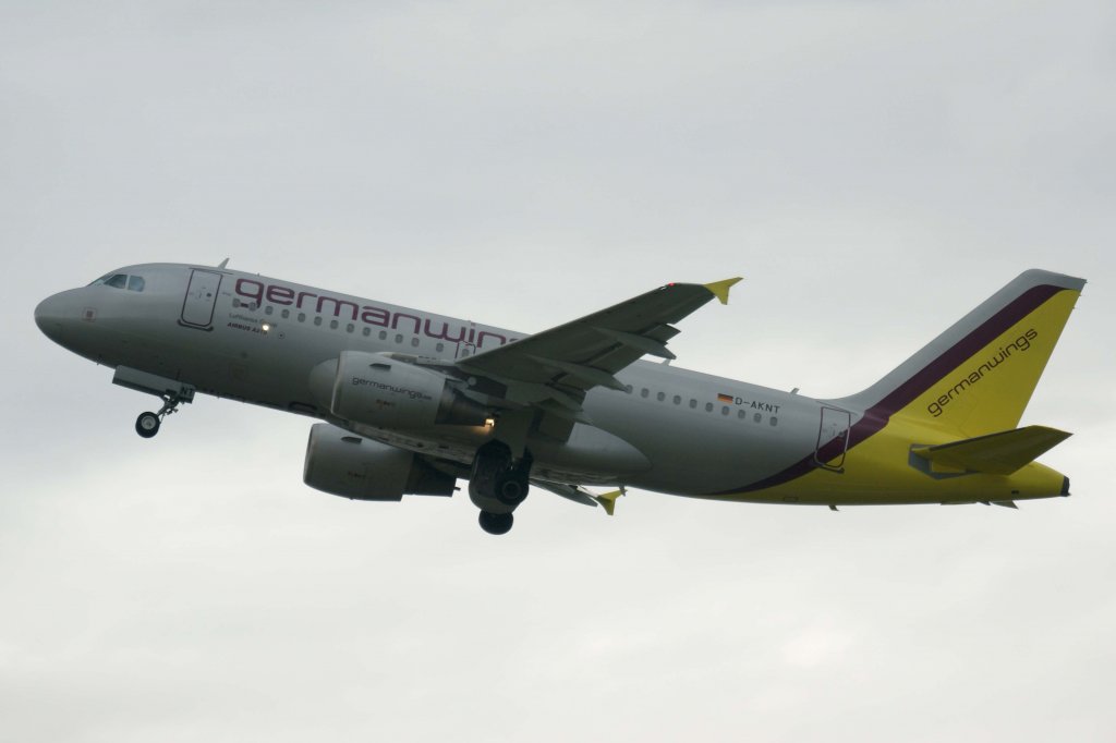 Germanwings, D-AKNT, Airbus, A 319-100, 21.04.2012, STR-EDDS, Stuttgart, Germany 