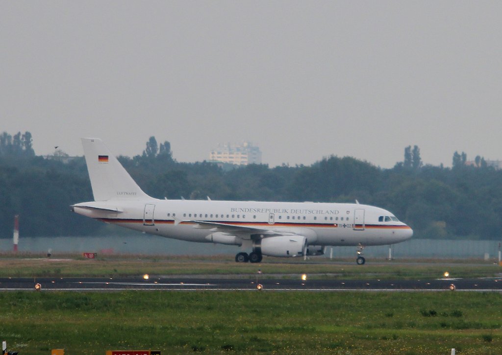 Germany Air Force A 319-133XCJ, 15+02, am 22.08.2012 auf dem Flughafen Berlin-Tegel