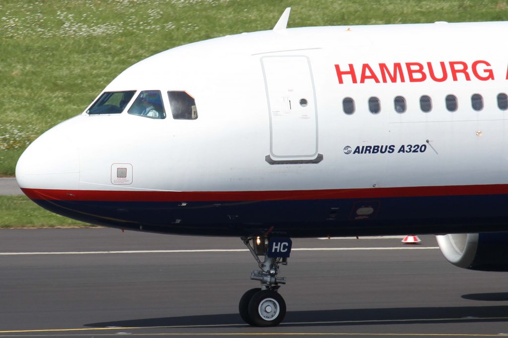 Hamburg Airways, D-AHHC, Airbus, 320-200 (Bug/Nose), 11.08.2012, DUS-EDDL, Dsseldorf, Germany 

