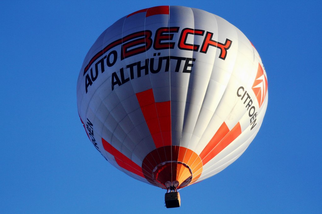 Heiluftballon ber Schwammhof bei Murrhardt am 10.8.2011.