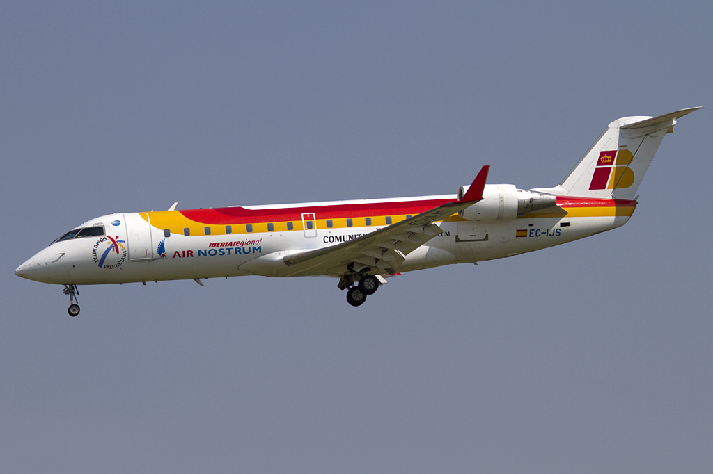 Iberia - Air Nostrum, EC-IJS, Bombardier, CRJ-200LR, 16.06.2011, BCN, Barcelona, Spain 





