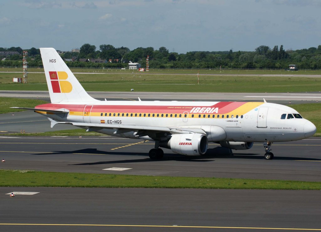 Iberia, EC-HGS, Airbus A 319-100 (Bardenas Reales), 2010.06.11, DUS-EDDL, Dsseldorf, Germany 

