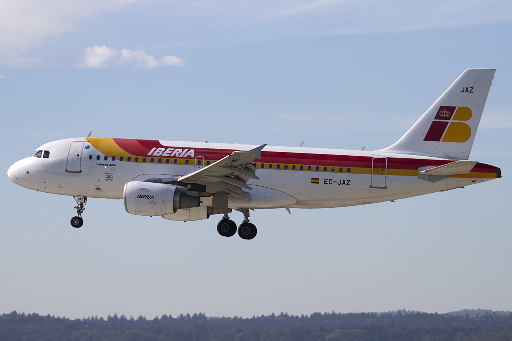 Iberia, EC-JAZ, Airbus, A319-111, 03.10.2010, ZRH, Zrich, Switzerland 



