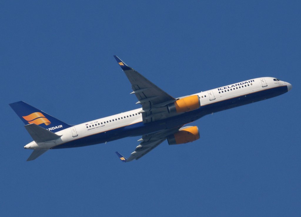 Icelandair, TF-FIN, Boeing 757-200 WL (Eldborg), 2010.10.13, FRA-EDDF, Frankfurt, Germany 

