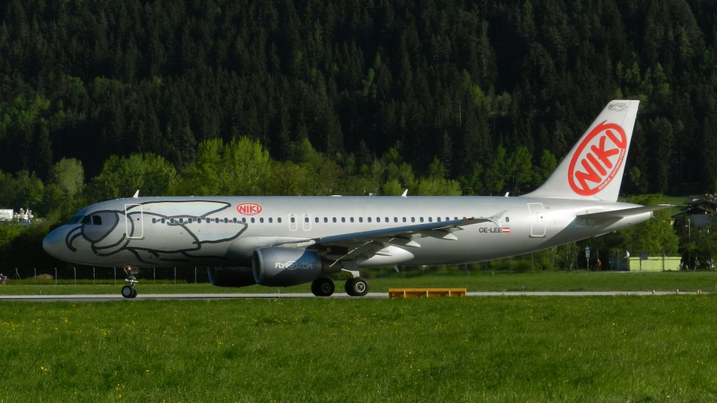 INN Innsbruck-Kranebitten, Austria - 
22. April 2011 - 
Niki Airbus A320-200 -  
OE-LEE - TakeOff Rwy 08 to PMI (Palma)
