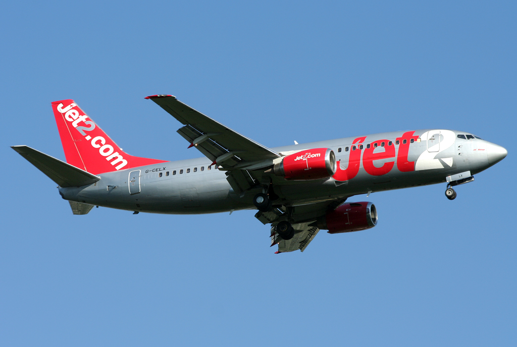 Jet 2 B737-300 G-CELX im ANflug auf die 23L in DUS / EDDL / Dsseldorf am 22.05.2009