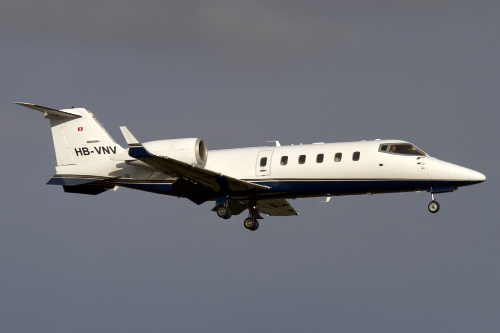 Jet Club, HB-VNV, Bombardier, Learjet 60, 15.01.2011, ZRH, Zuerich, Switzerland



