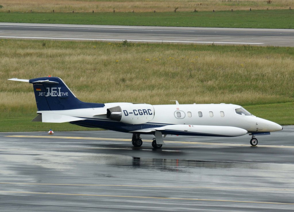 Jet Executive International Charter, D-CGRC, Learjet 35 A, 20.06.2011, DUS-EDDL, Dsseldorf, Germany 


