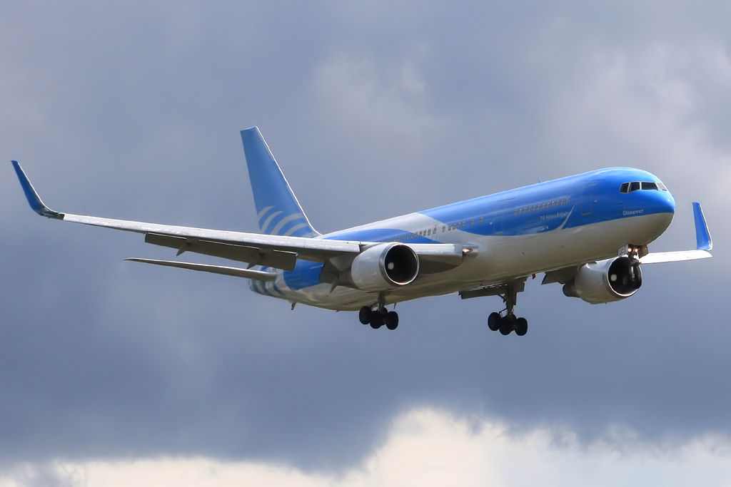Jetairfly 
Boeing 767-341(ER)
OO-TUC
TXL Berlin [Tegel], Germany
18.06.11
