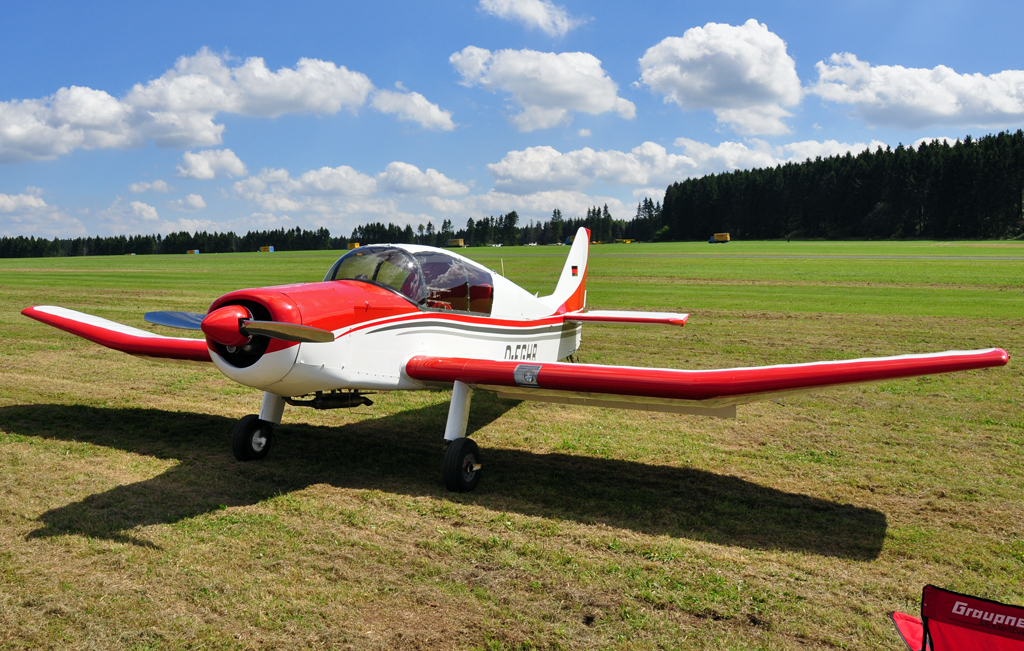 Jodel D-140C - D-EGHB - abgestellt am Flugplatz Breitscheid - 21.08.2010
