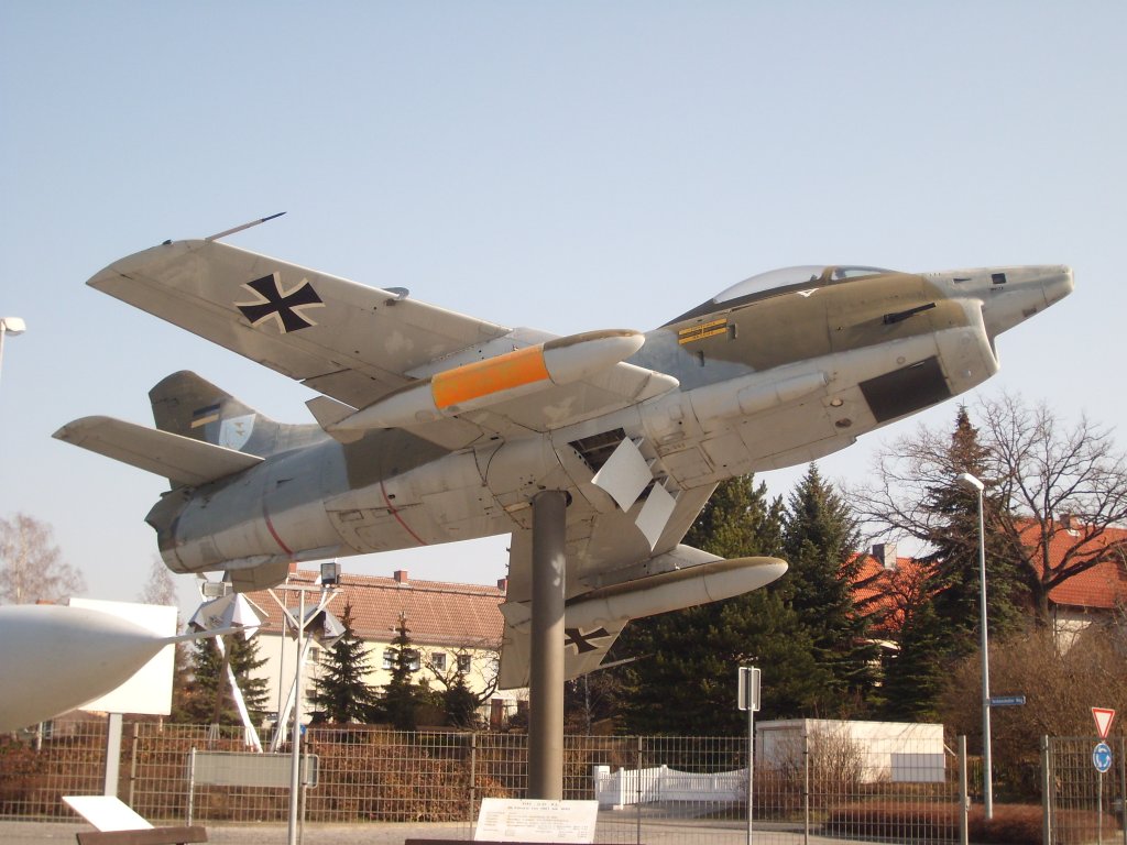 Kampf-und Aufklrungsflugzeug FIAT G 91 , im Einsatz von 1961-1982 
aufgenommen am 17.3.12 auf dem Ausstellungsgelnde in Wernigerode
