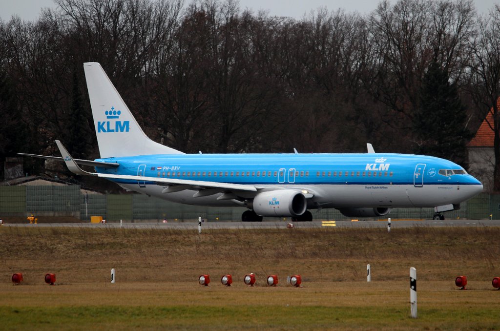 KLM B 737-8K2 PH-BXV kurz vor dem Start in Berlin-Tegel am 03.03.2013