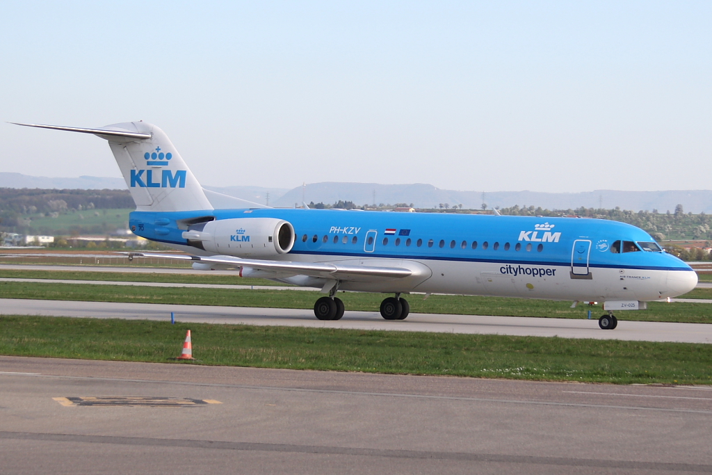 KLM cityhopper 
Fokker F-70 
PH-KZV
STR Stuttgart [Echterdingen], Germany
09.04.11