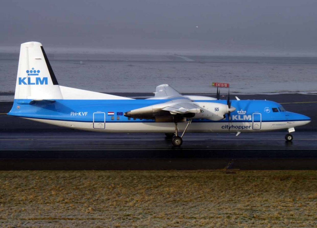 KLM cityhopper, PH-KVF, Fokker F 50, 2007.12.20, DUS, Dsseldorf, Germany