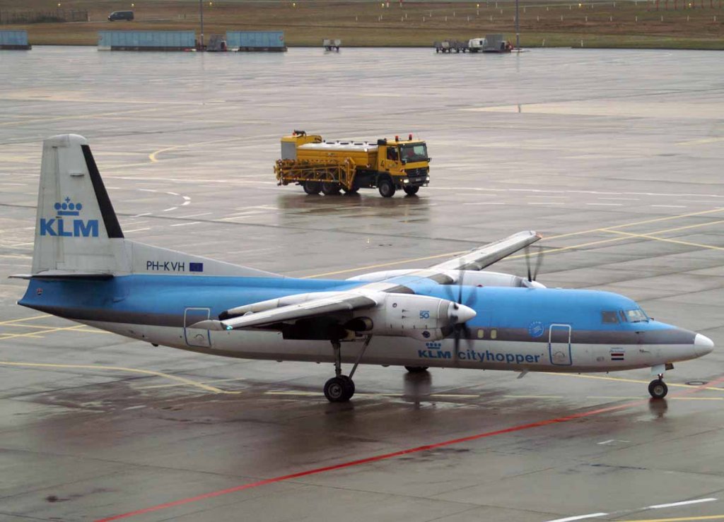 KLM-Cityhopper, PH-KVH, Fokker F 50, 2007.11.21, CGN-EDDK, Kln/Bonn, Germany 

