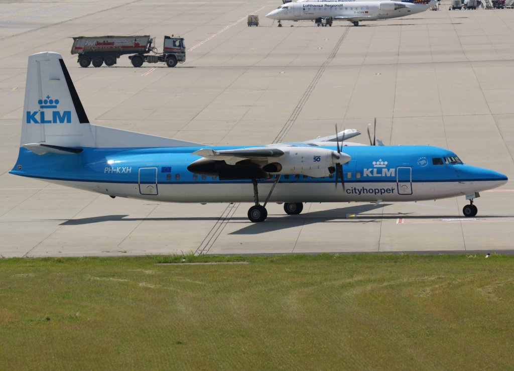 KLM - cityhopper, PH-KXH, Fokker F 50, 2008.07.15, DUS, Dsseldorf, Germany