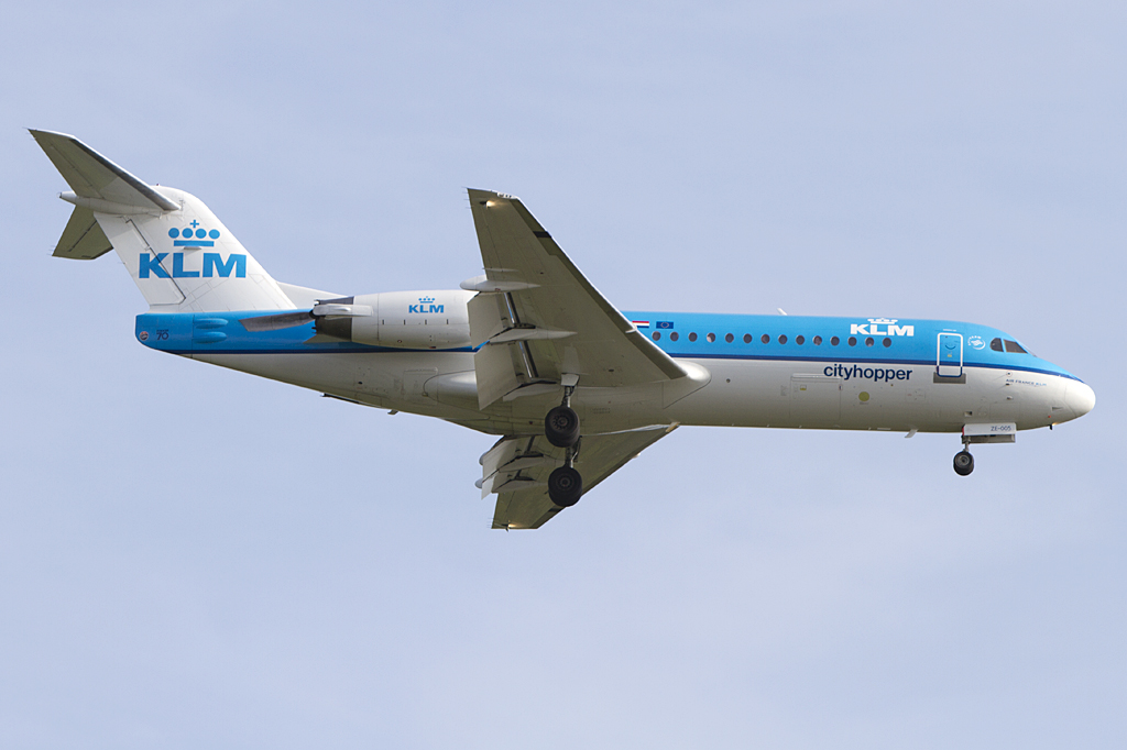 KLM - Cityhopper, PH-KZE, Dornier, F70, 28.04.2010, FRA, Frankfurt, Germany 


