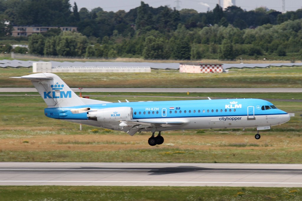 KLM-cityhopper, PH-KZM, Fokker, 70, 11.08.2012, DUS-EDDL, Dsseldorf, Germany 

