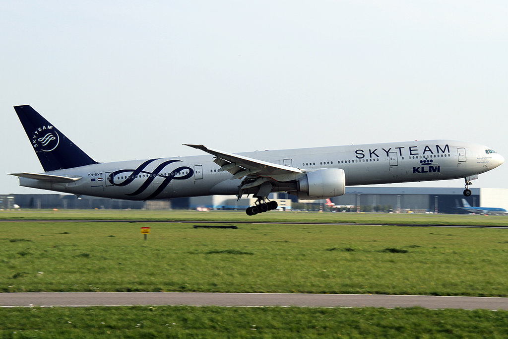 KLM SkyTeam Boeing 777 300ER