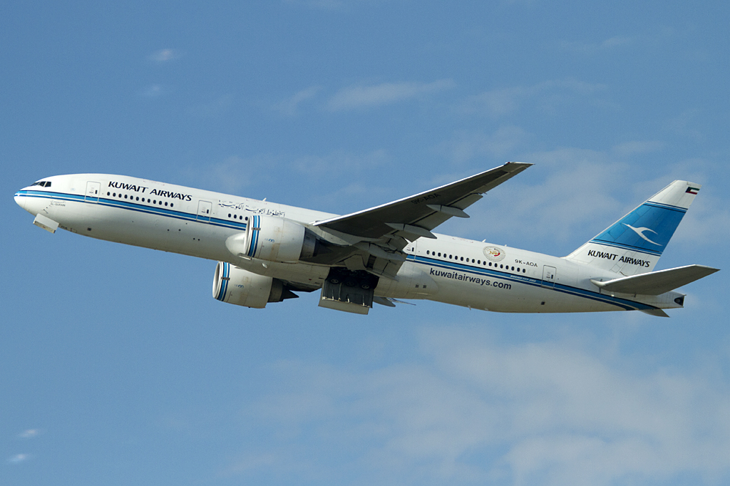Kuwait Airways, 9K-AOA, Boeing, B777-269ER, 20.08.2011, LHR, London-Heathrow, Great Britain



