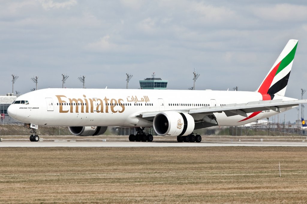 Landung B777/Emirates/MUC/Mnchen/02.04.2010.