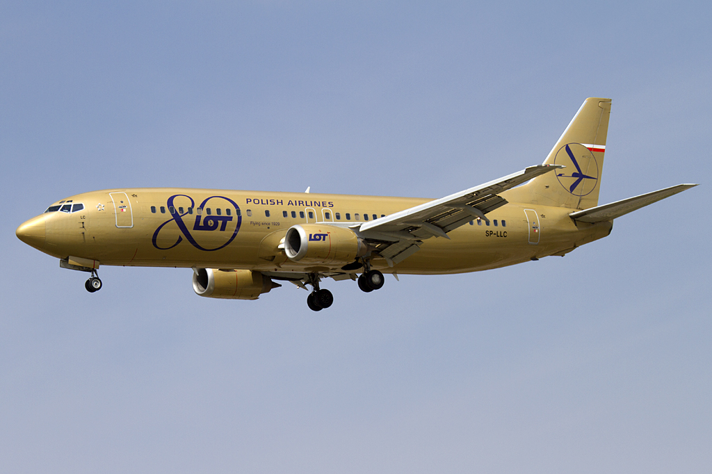 LOT, SP-LLC, Boeing, B737-45D, 06.09.2010, BCN, Barcelona, Spain 


