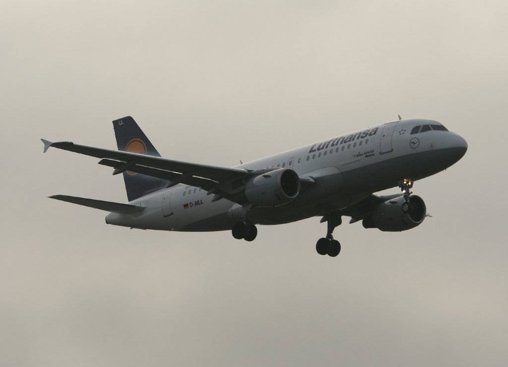 Lufthansa A 310-114 D-AILL   Marburg  kurz vor der Landung in Berlin-Tegel am 09.03.2012