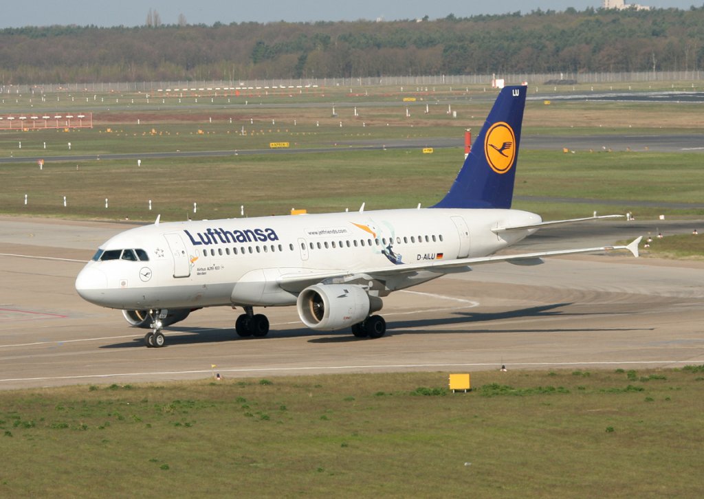 Lufthansa A 319-114 D-AILU  Verden  bei der Ankunft in Berlin-Tegel am 21.04.2012