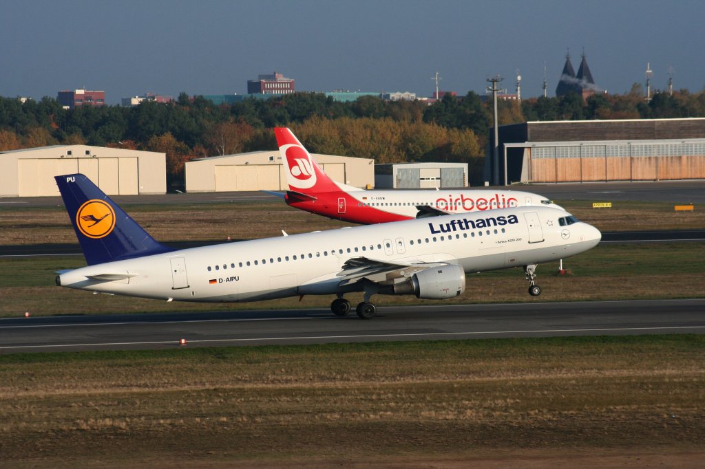 Lufthansa A 320-211 D-AIPU beim Start in Berlin-Tegel am 31.10.2009