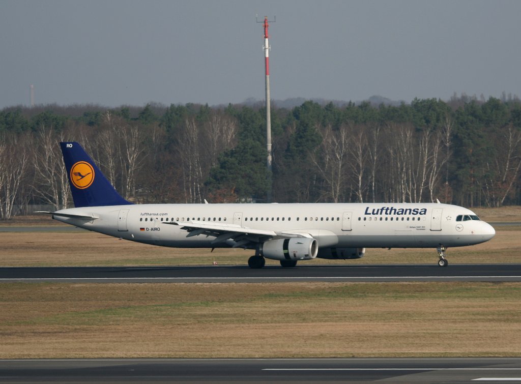 Lufthansa A 321-131 D-AIRO  Konstanz  nach der Landung in Berlin-Tegel am 03.04.2011