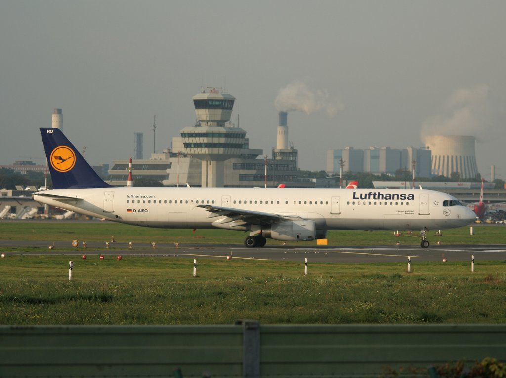 Lufthansa A 321-131 D-AIRO  Konstanz  kurz vor dem Start in Berlin-Tegel am 04.10.2011