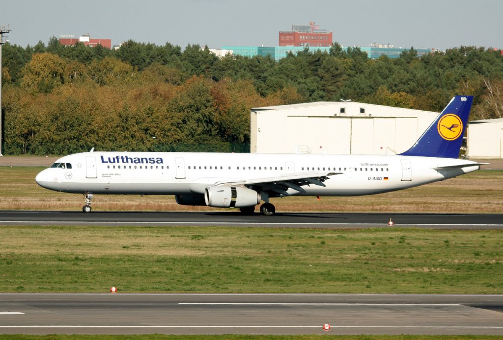 Lufthansa A 321-231 D-AISD  Chemnitz  nach der Landung in Berlin-Tegel am 15.10.2011