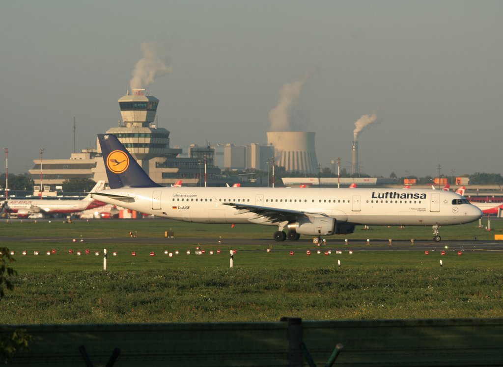 Lufthansa A 321-231 D-AISF  Lippstadt  kurz vor dem Start in Berlin-Tegel am 24.09.2011