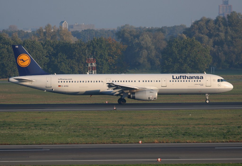 Lufthansa A 321-231 D-AISQ  Lindau  nach der Landung in Berlin-Tegel am 10.10.2010
