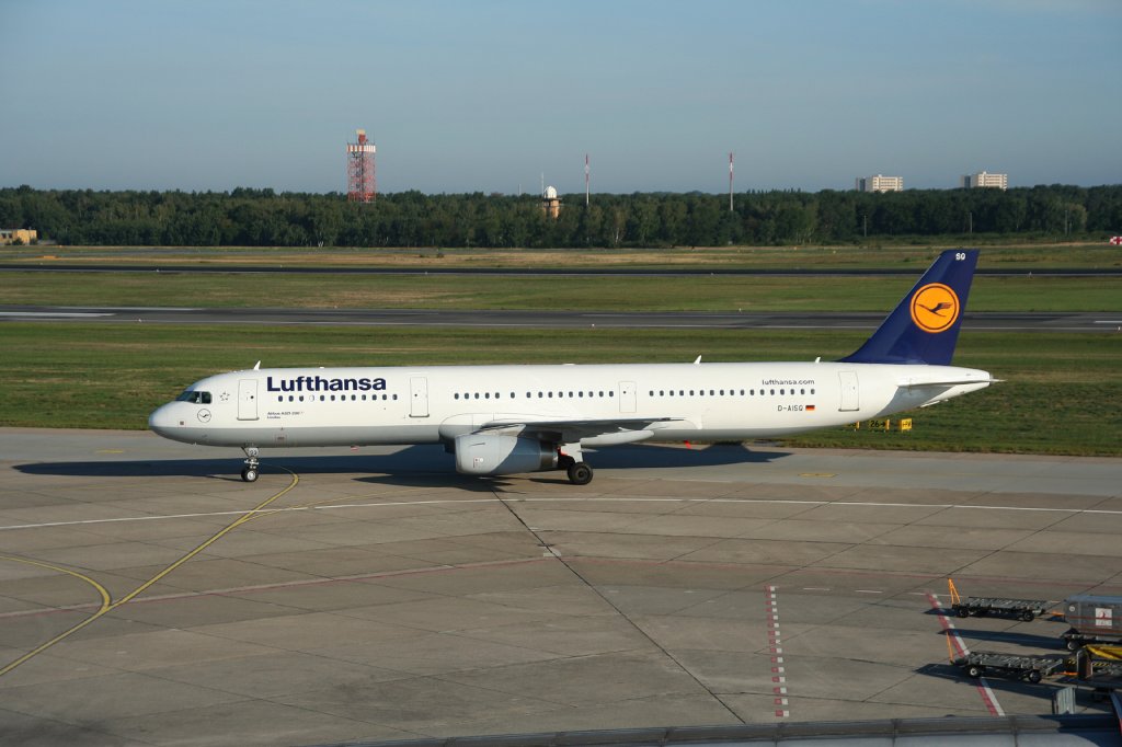 Lufthansa A 321-231 S-AISQ  Lindau  am 05.09.2010 auf dem Flughafen Berlin-Tegel