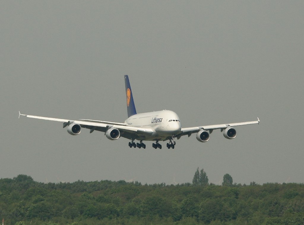 Lufthansa A 380-841 D-AIMI  Berlin , Berlin-Tegel, 22.05.2012